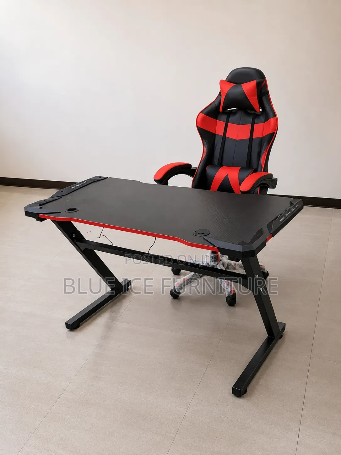 Modern Gaming Workstation Desk Set