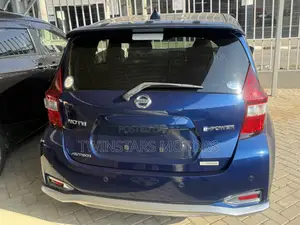 Nissan Note 1.2 Hybrid 2019 Blue