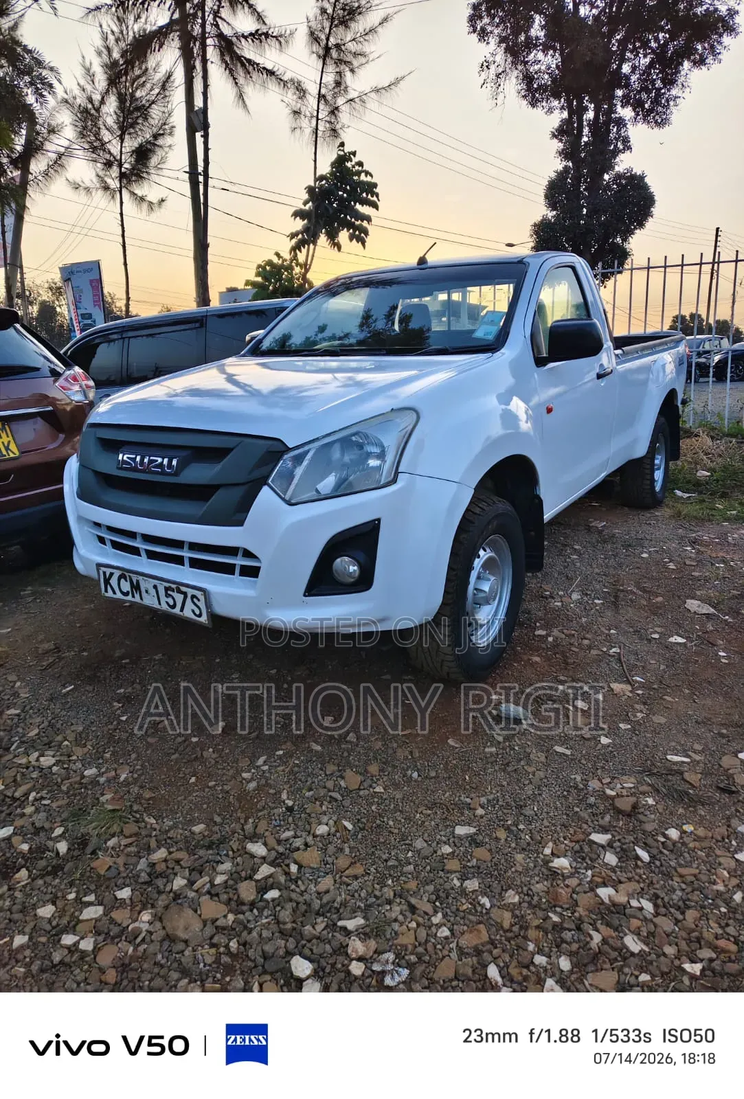 Isuzu D-MAX 2016 White