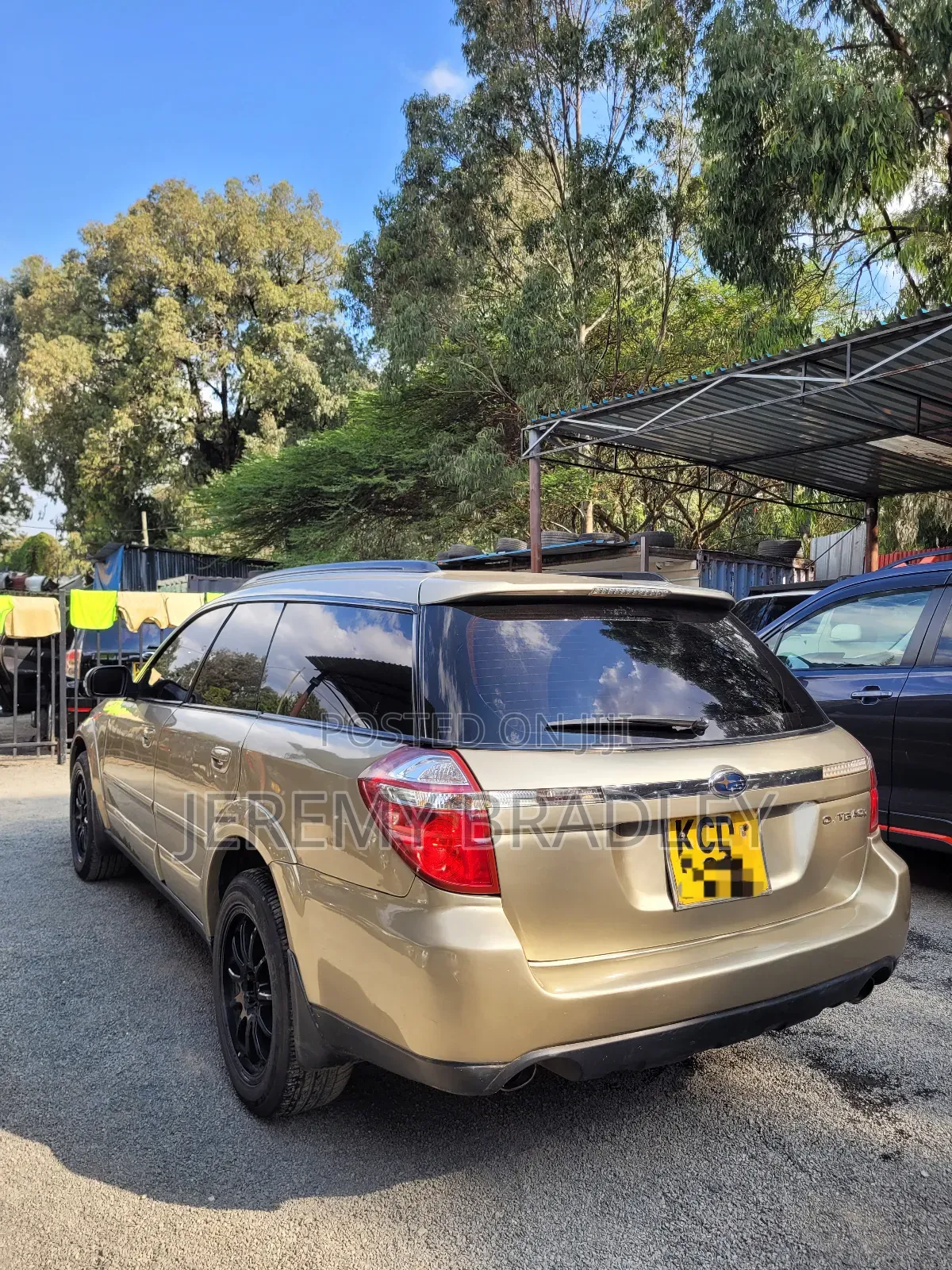 Subaru Outback 2.5 2008 Brown