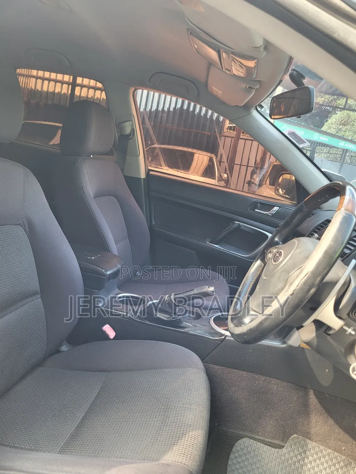 Subaru Outback 2.5 2008 Brown