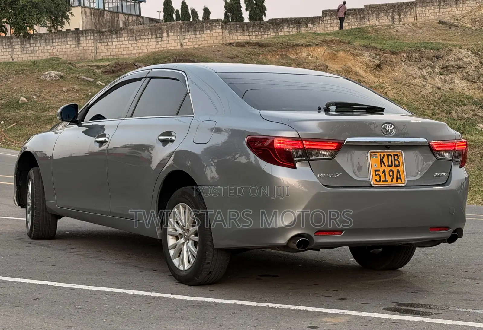 Toyota Mark X 2.5 AWD 2013 Gray