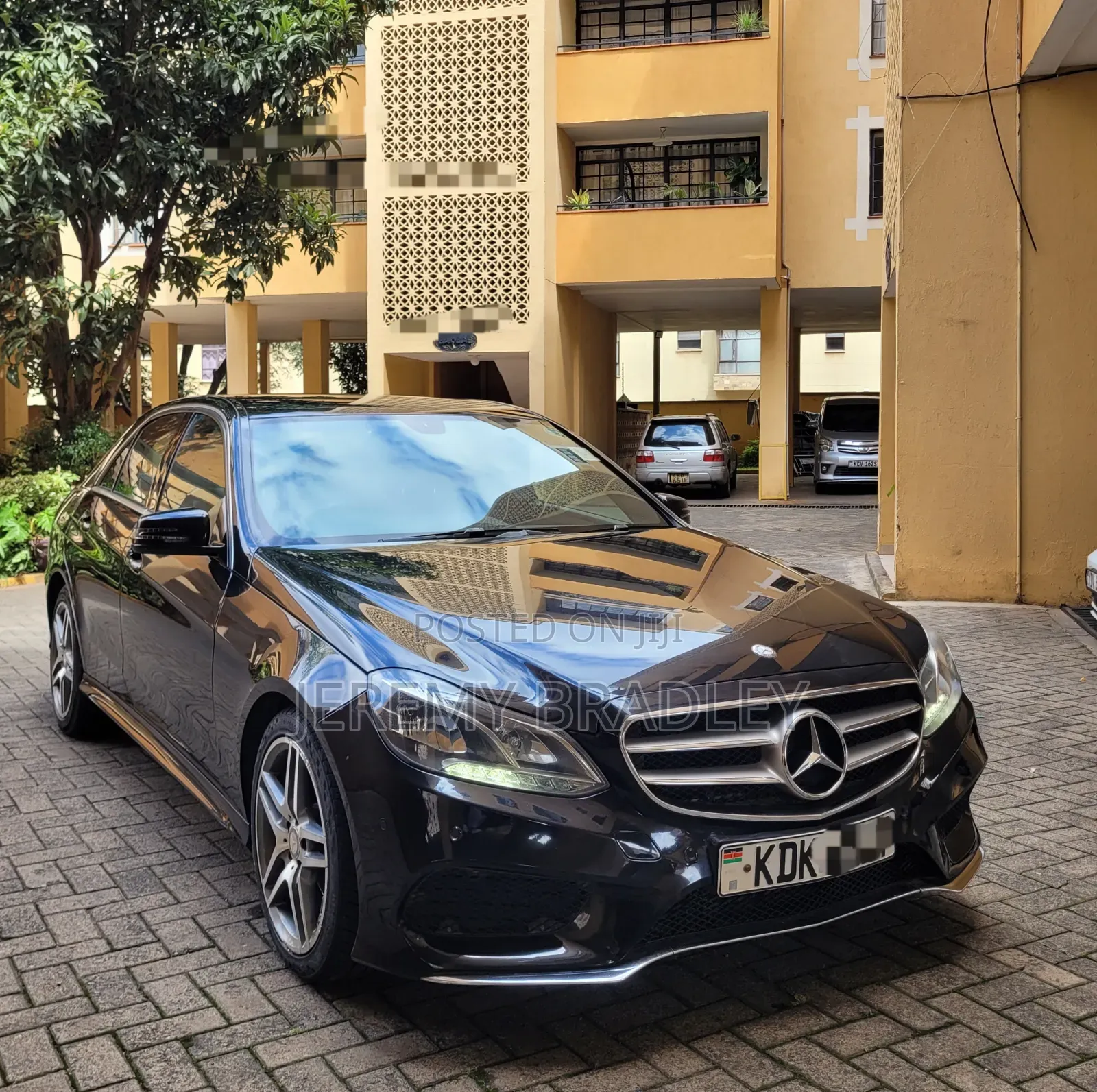 Mercedes-Benz E250 2015 Black