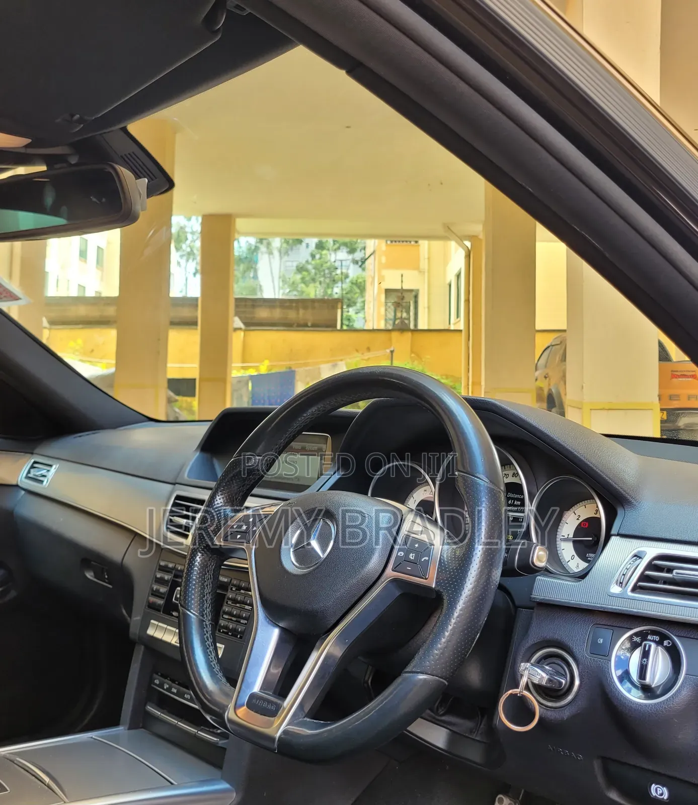 Mercedes-Benz E250 2015 Black
