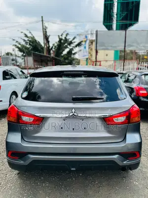 Mitsubishi RVR 2018 Gray