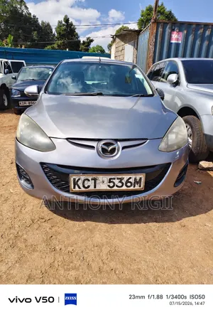 Mazda Demio 2011 Silver