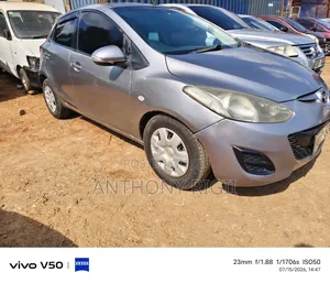 Mazda Demio 2011 Silver