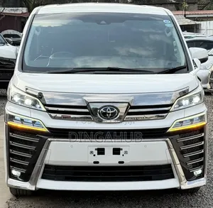 Toyota Vellfire 2019 White