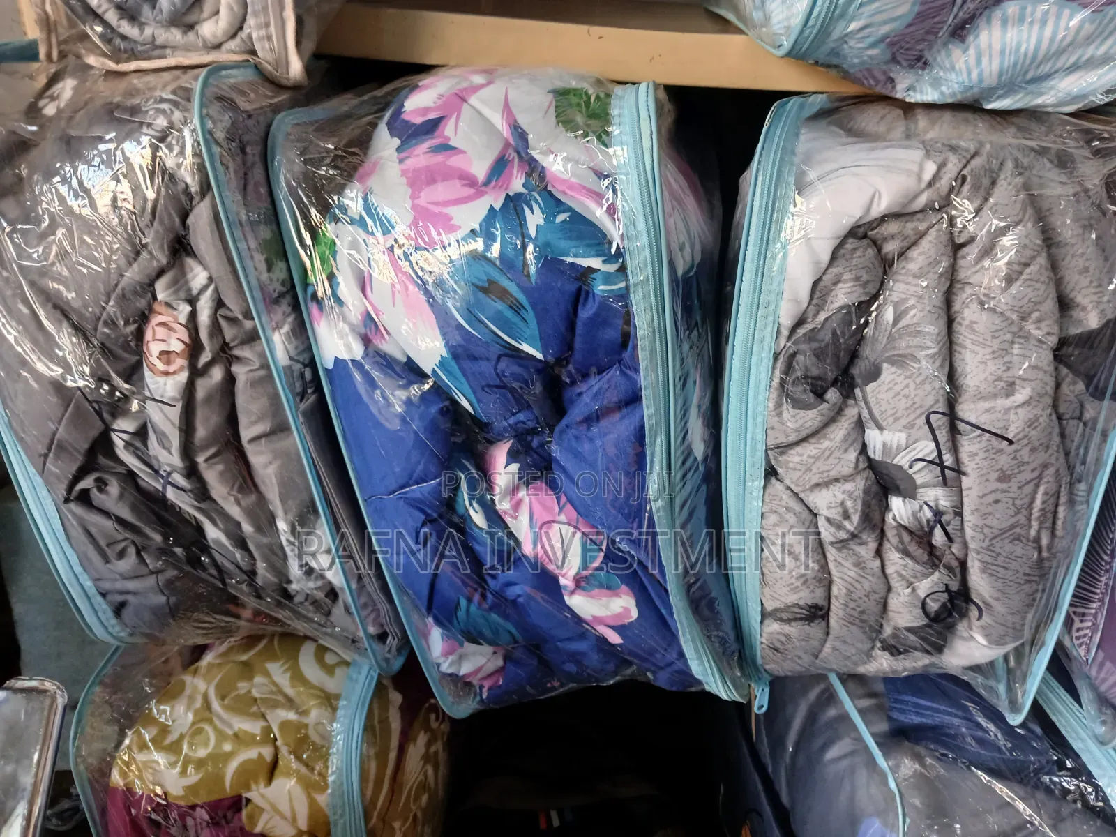 Woolen Blankets at 1499