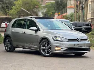 Volkswagen Golf 2019 Silver