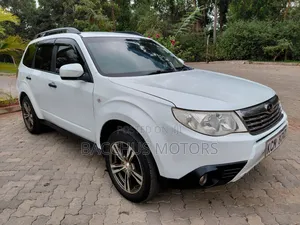 Subaru Forester 2010 White