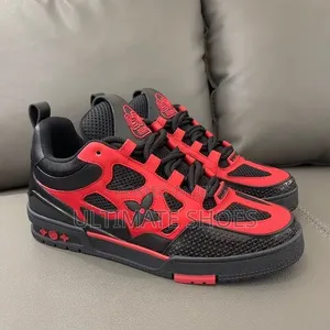 Louis Vuitton "LV"