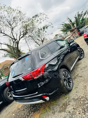 Mitsubishi Outlander 2018 Black