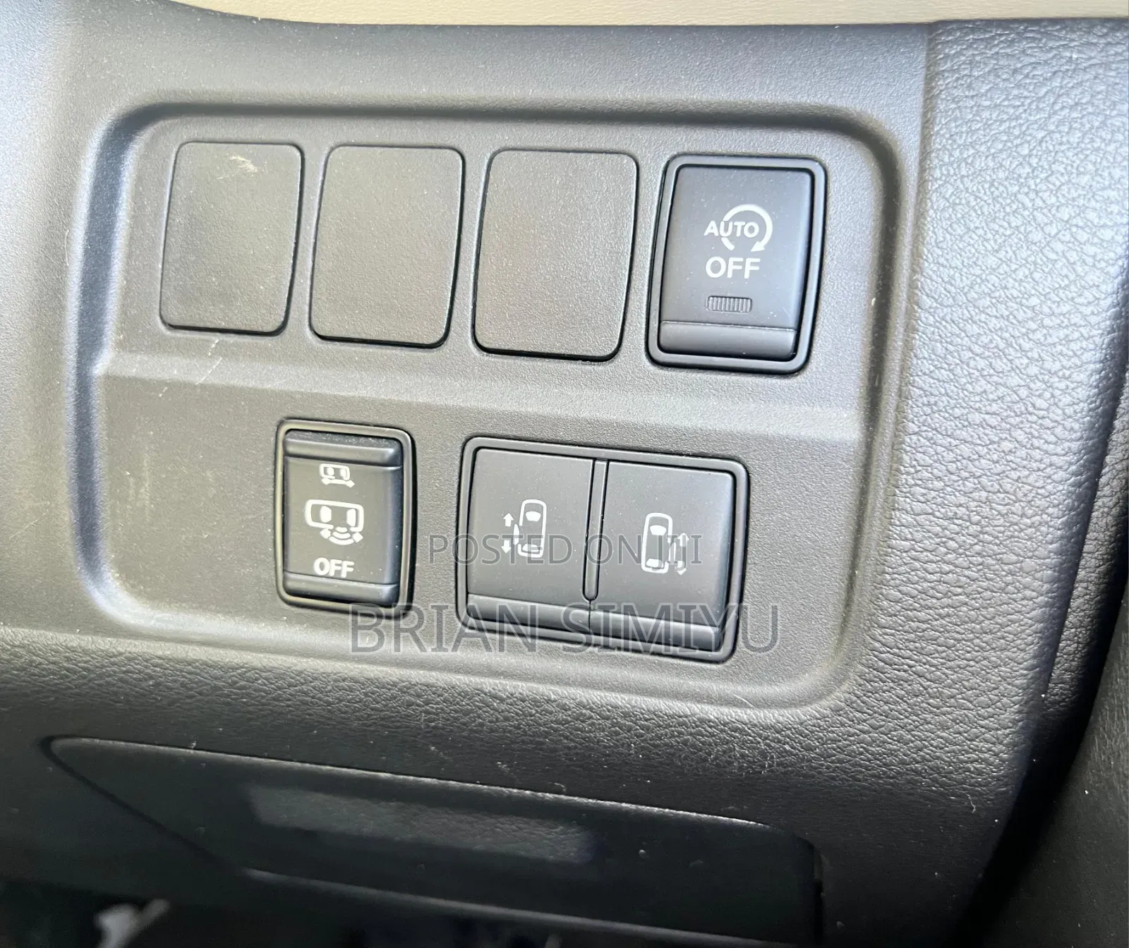 Nissan Serena 2018 White