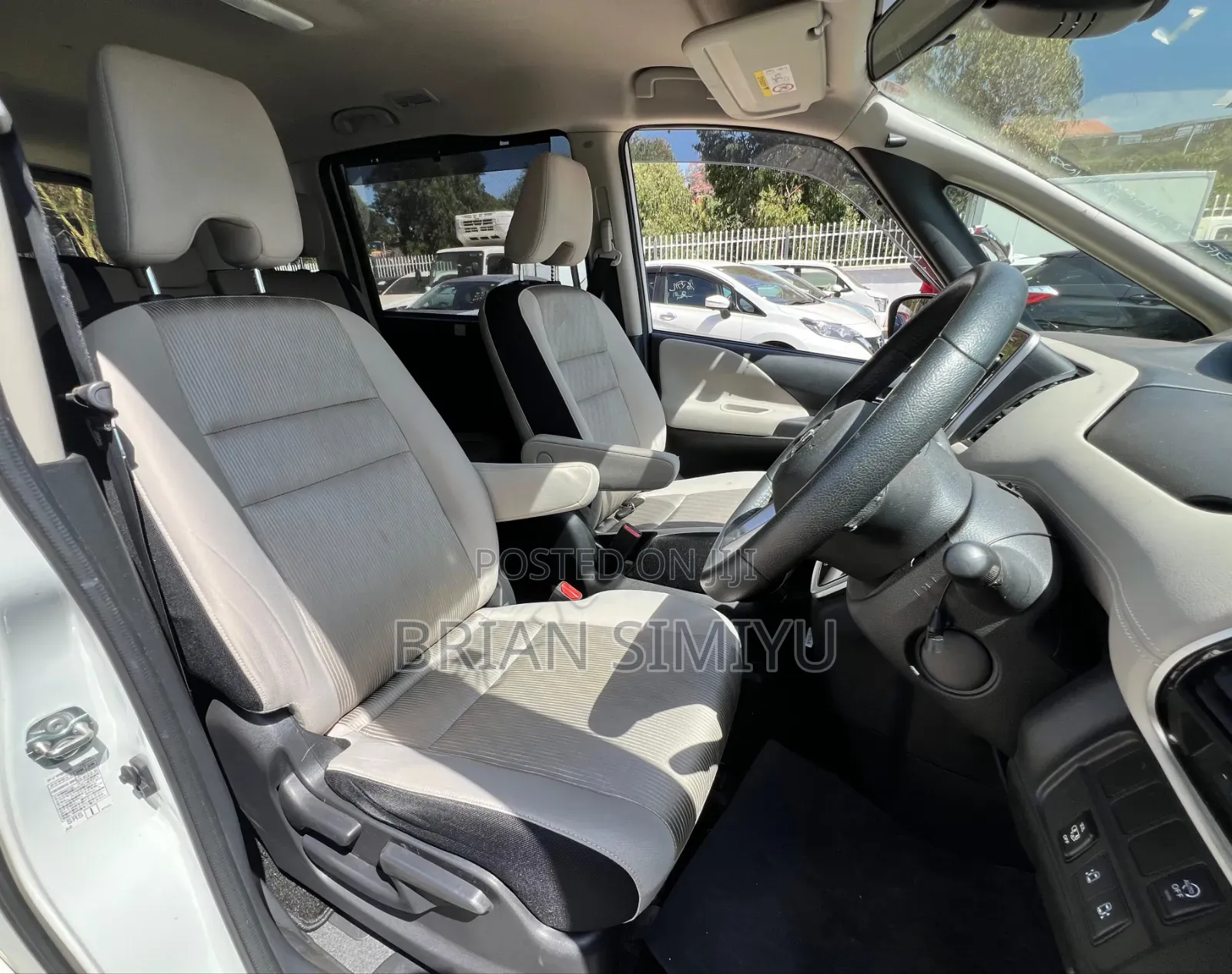 Nissan Serena 2018 White