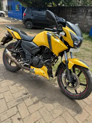 TVS Apache RTR 160 2V 2014 Yellow