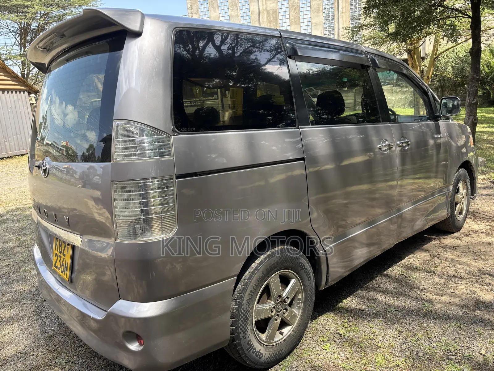 Toyota Voxy 2007 Silver