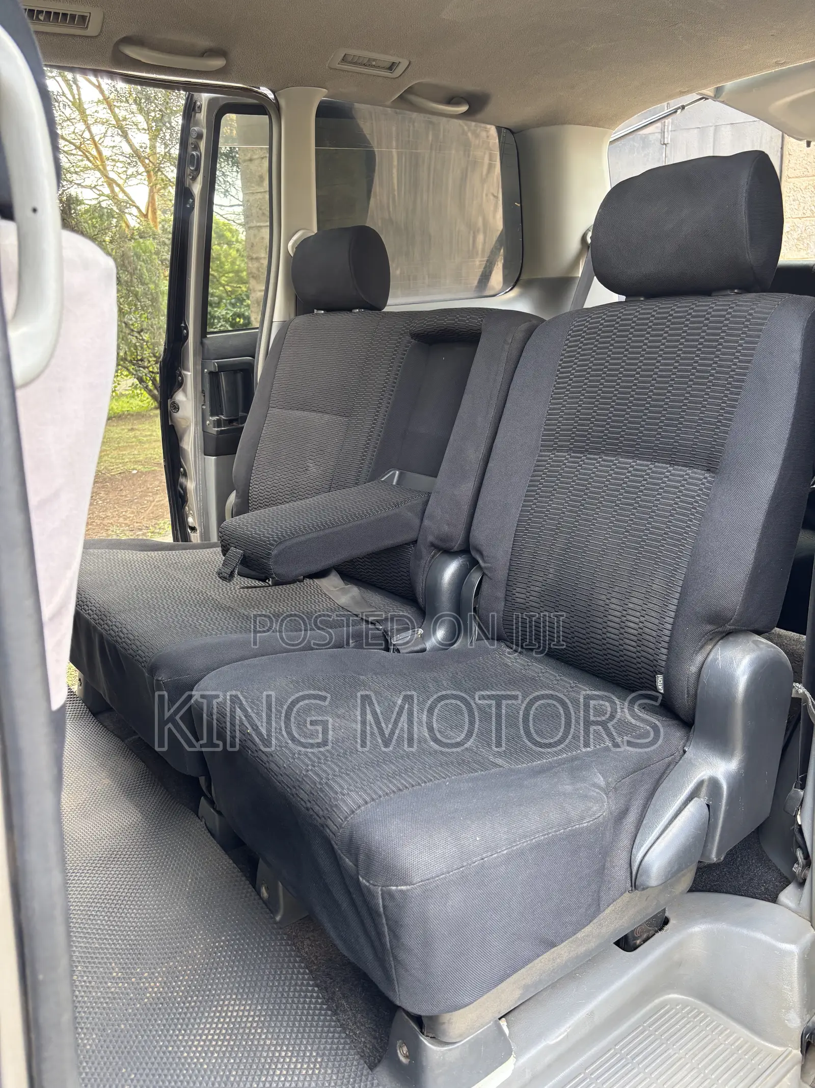 Toyota Voxy 2007 Silver