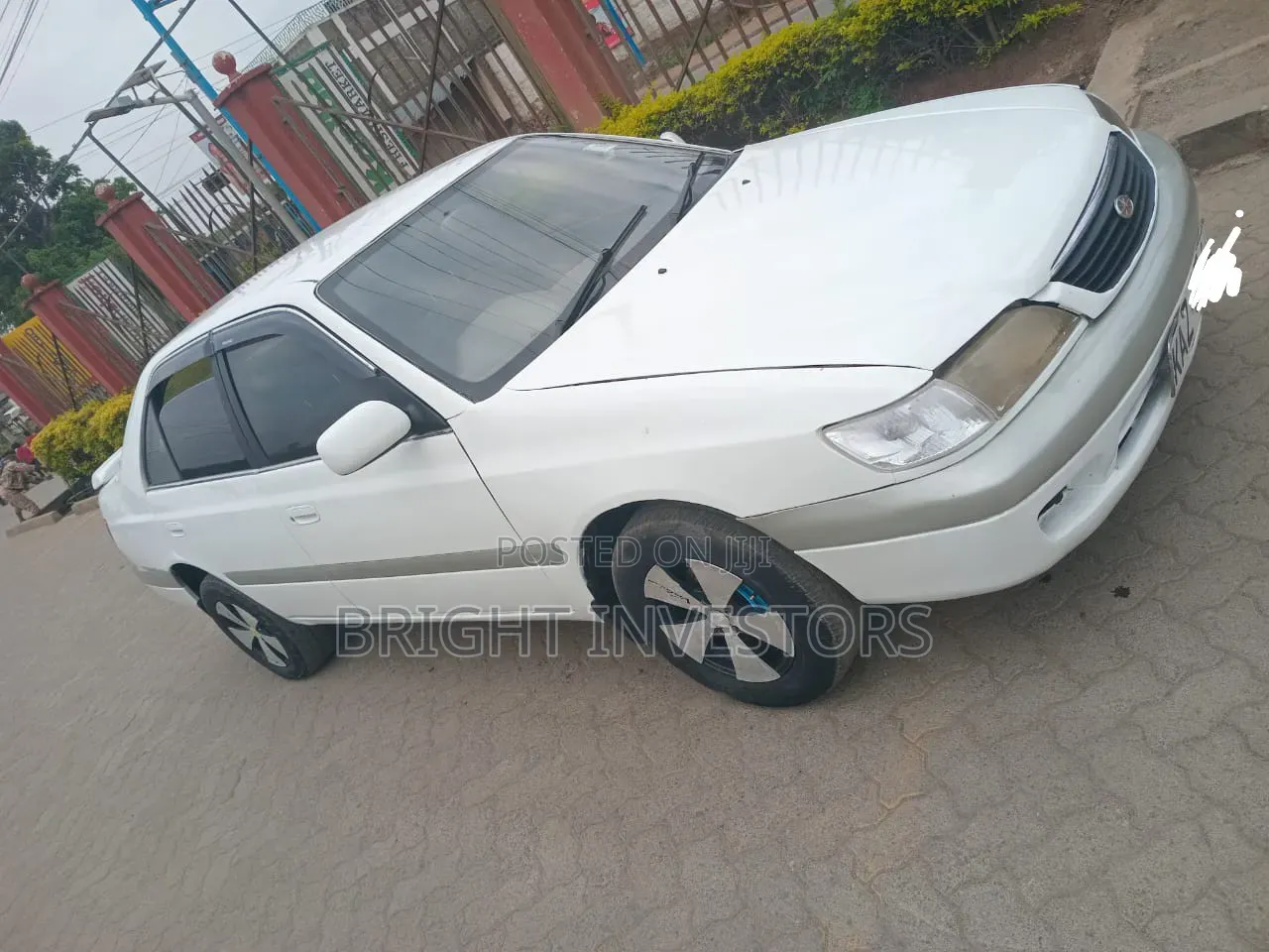 Toyota Premio 2001 White