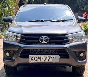 Toyota Hilux 2017 Gray