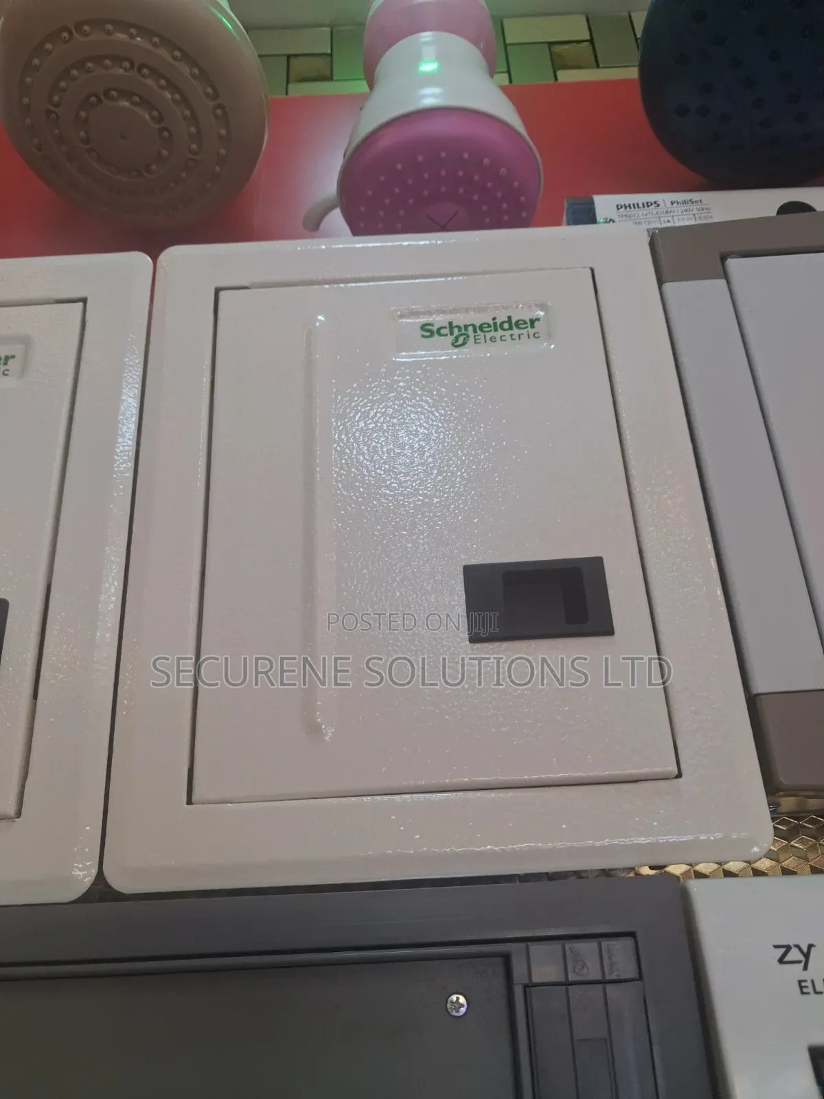 4 Way Schneider Electric Flush-Mounted Distribution Board