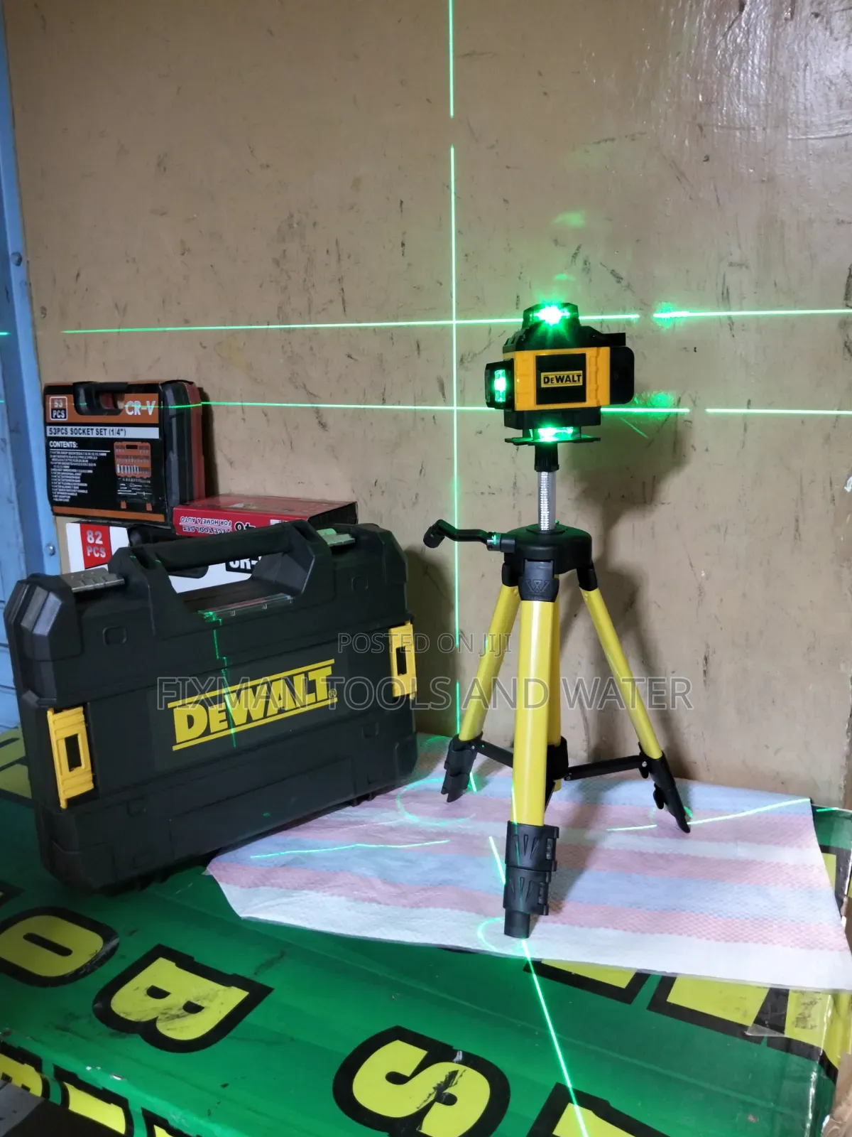 Laser Level Machine 360° 16 Lines 2 Battery and Accessories