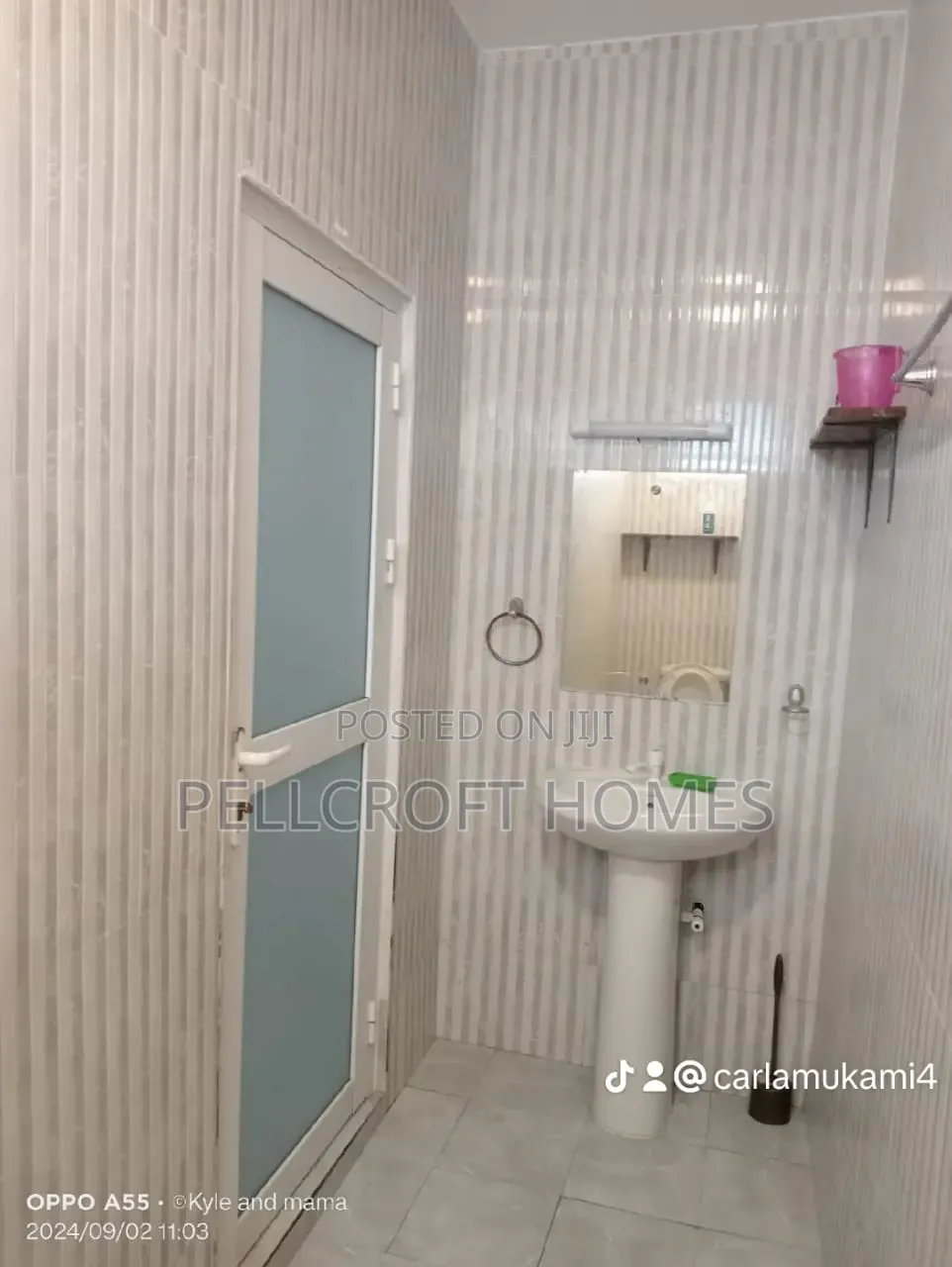 Modern Studio Apartment