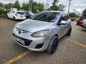 Mazda Demio 2011 Silver