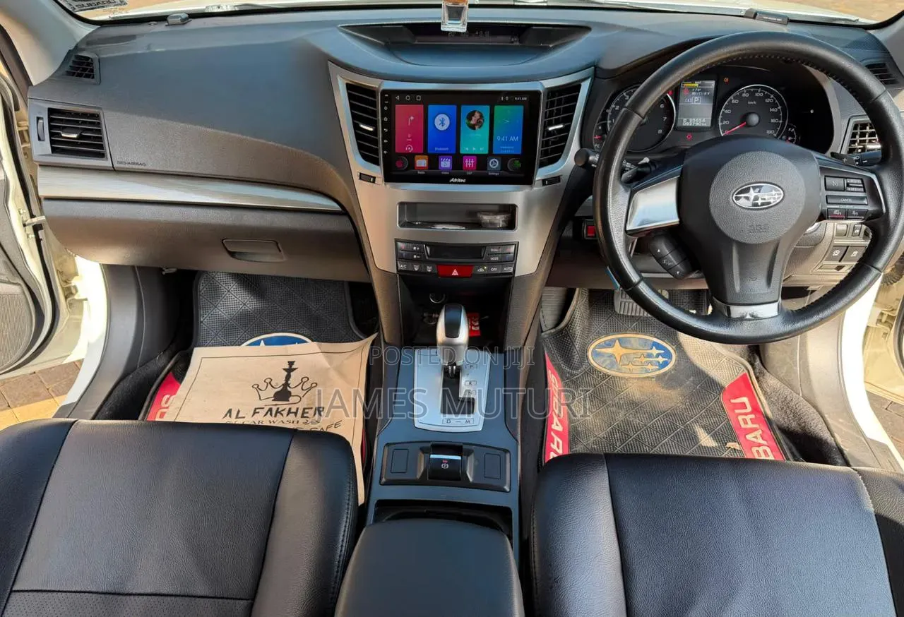 Subaru Legacy 2013 Pearl