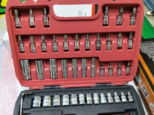 Chrome 53 PC's Socket Wrench Set With Deep Socket and Screwdriver Set