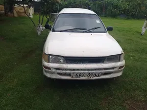 Toyota Corolla II 1998 White