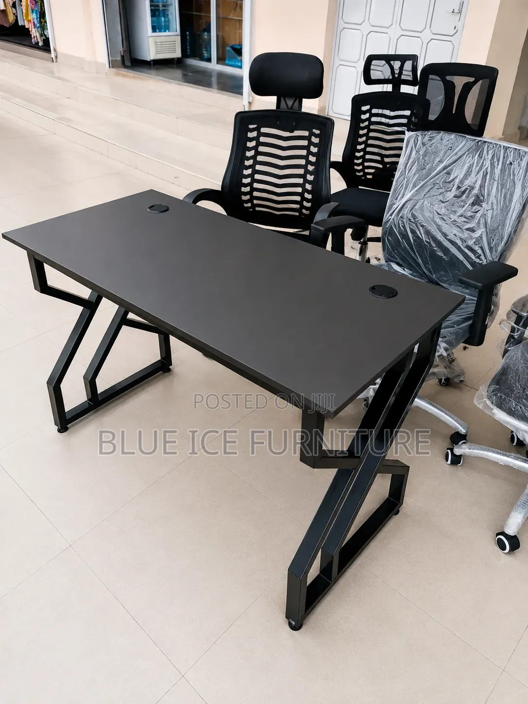 Modern Office Desk 1.2cm With Metallic Double Frame