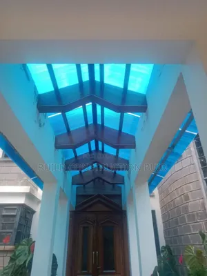 8mm Hollow Polycarbonate Sheet Suppliers in Kenya.
