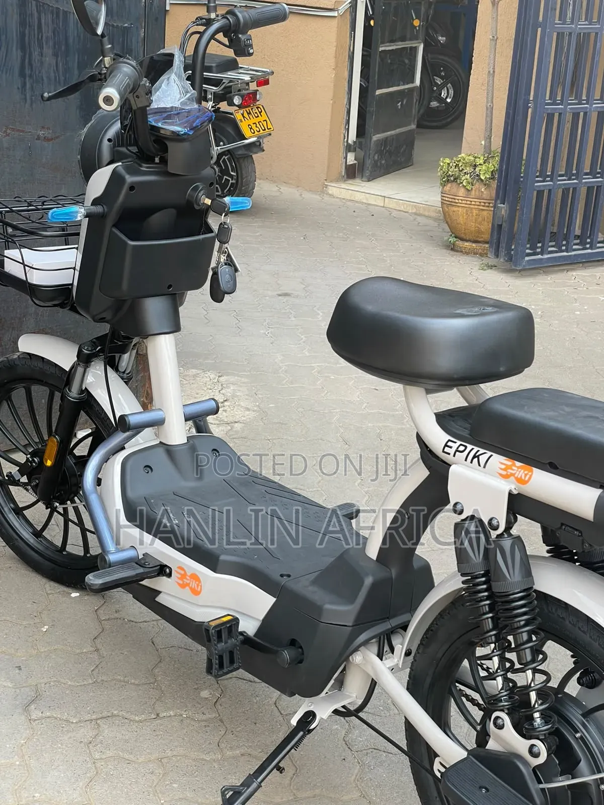New Motorcycle 2025 White