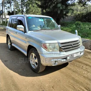 Mitsubishi Pajero IO 2006 Silver
