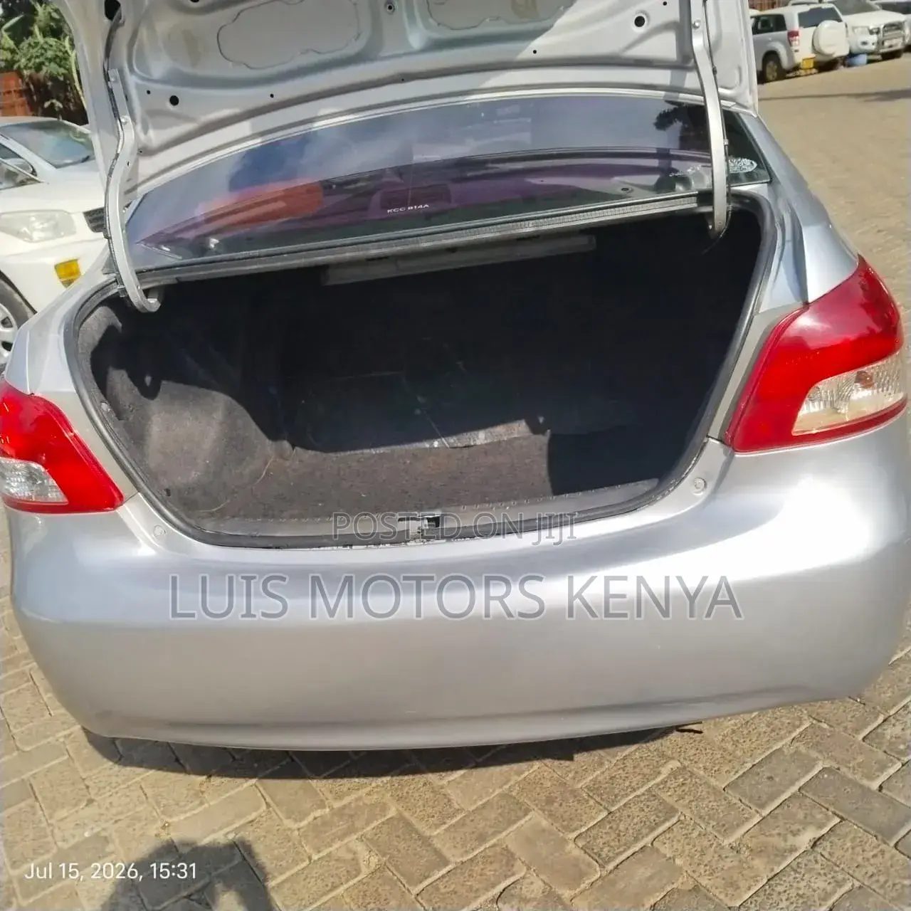 Toyota Belta 2007 Silver