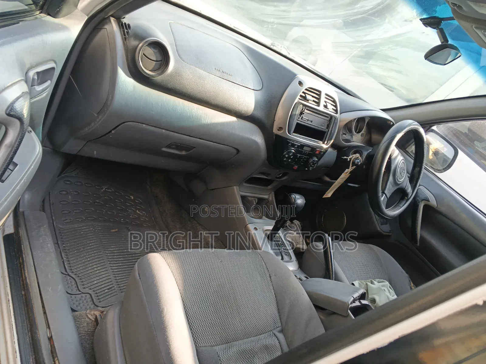 Toyota RAV4 2006 White