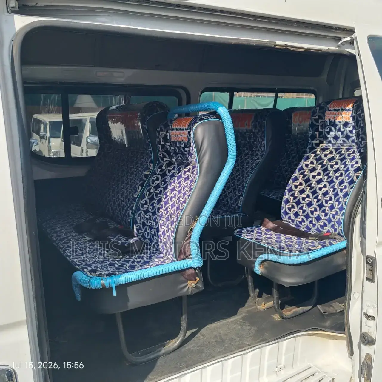Toyota HiAce 2013 White