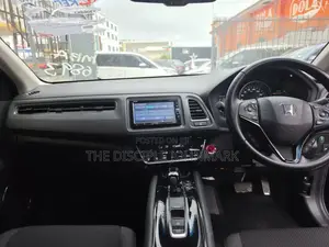 Honda Vezel 2019 Black