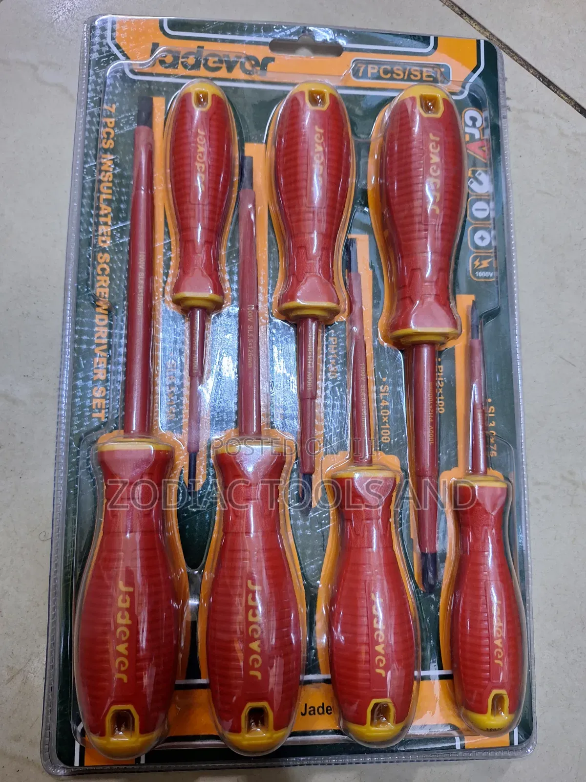 Jadever 7 Pieces Set Insulated Screw Driver
