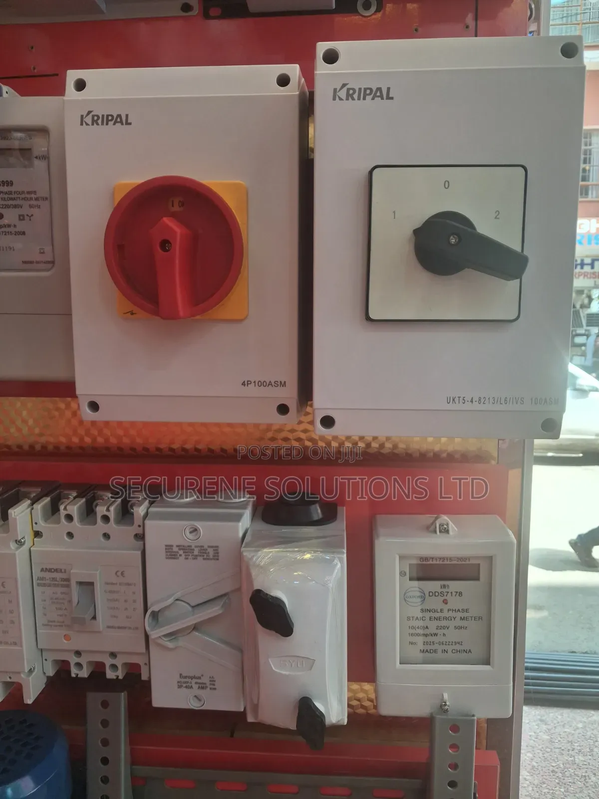 Kripal 100A 4-Pole Manual Changeover Switch