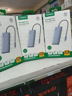 Ugreen Revodok Pro 8-in-1 USB-C Hub CM639