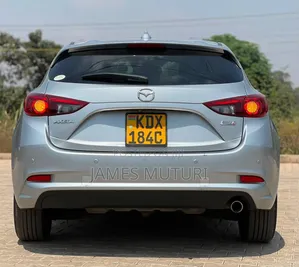 Mazda Axela 2018 Silver