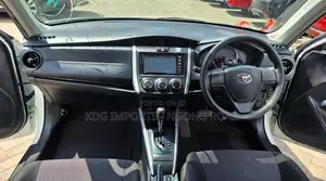 Toyota Corolla Fielder 2019