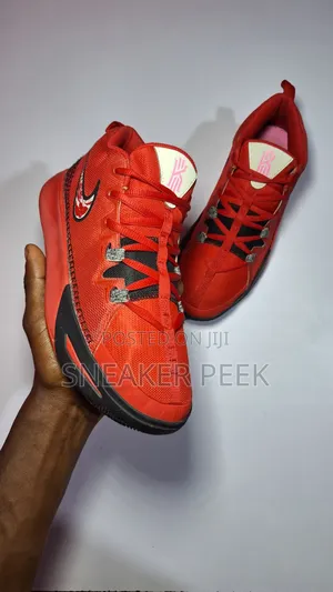 Basketball Shoes "Kyrie Flytrap "