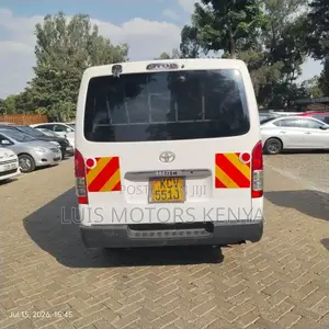 Toyota HiAce 2012 White