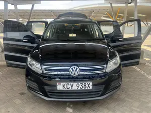 Volkswagen Tiguan 2013 Black