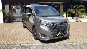 Toyota Esquire 2.0 AWD (7 seater) 2019 Silver