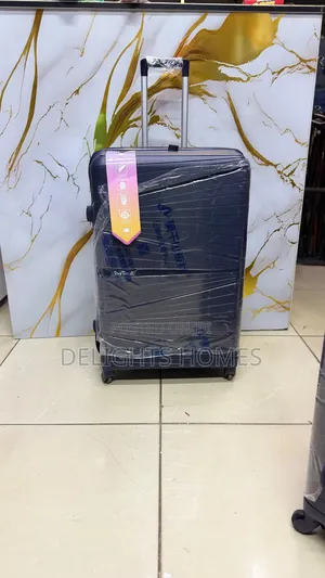 Medium Size Rubber Suitcase_yu