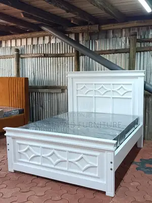 5by 6 Solid Wood Bed – White Finish